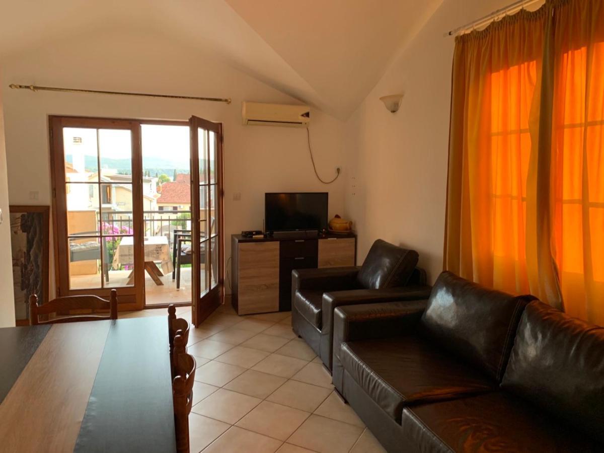 Apartments Victory Ss Tivat Eksteriør billede